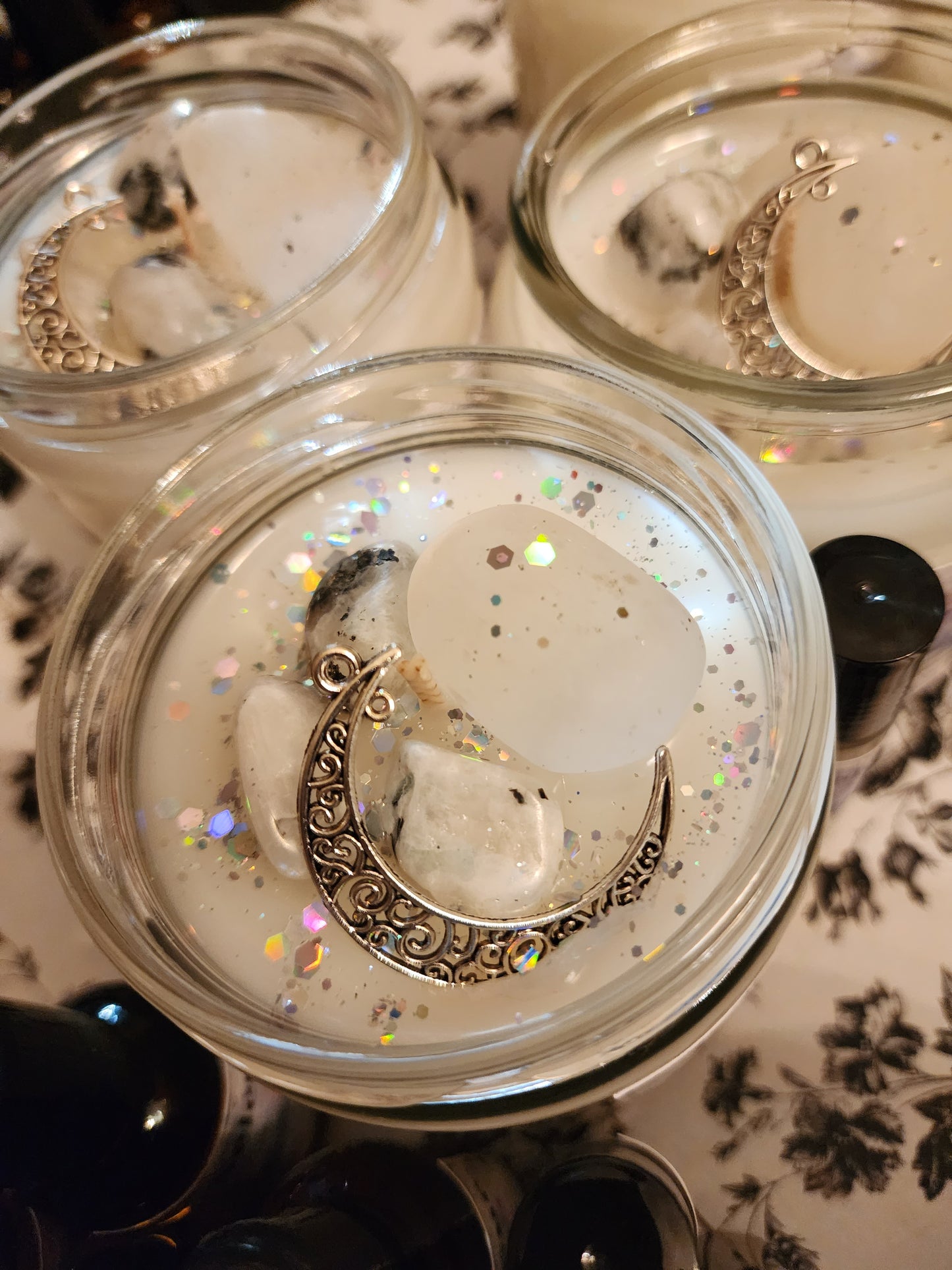 Selene Candle with Crystals
