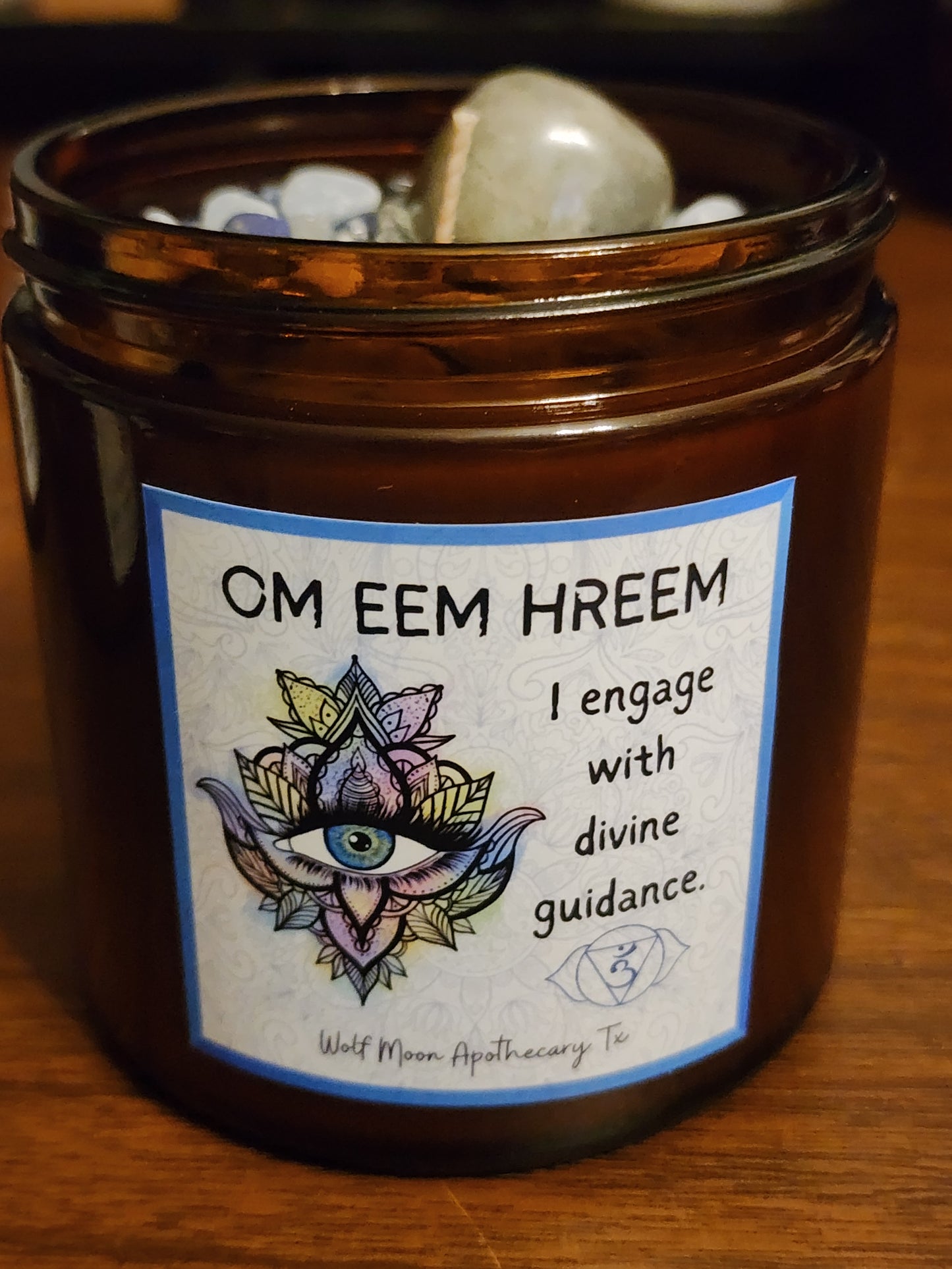 Third Eye Chakra Candle with Crystals