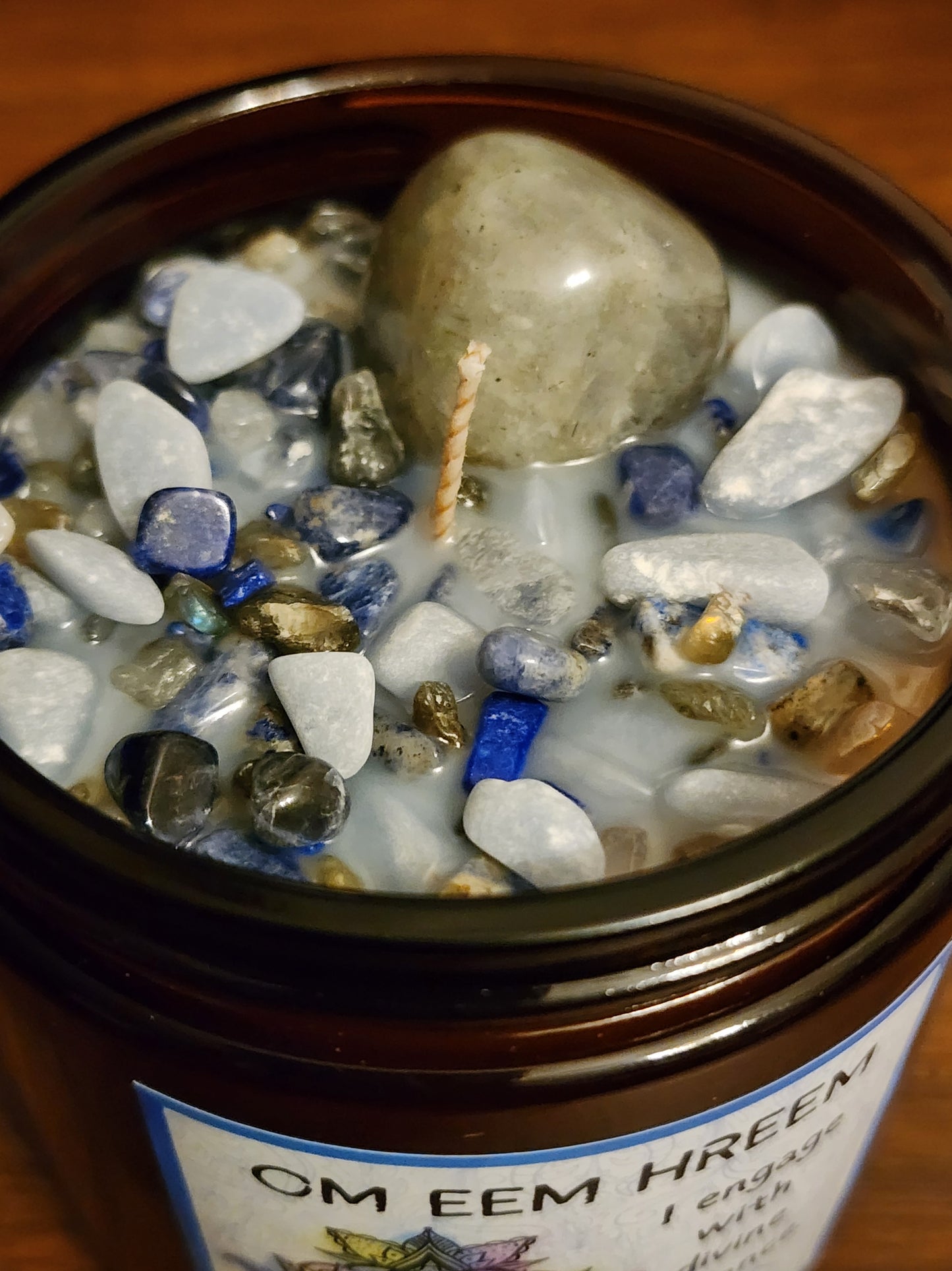 Third Eye Chakra Candle with Crystals