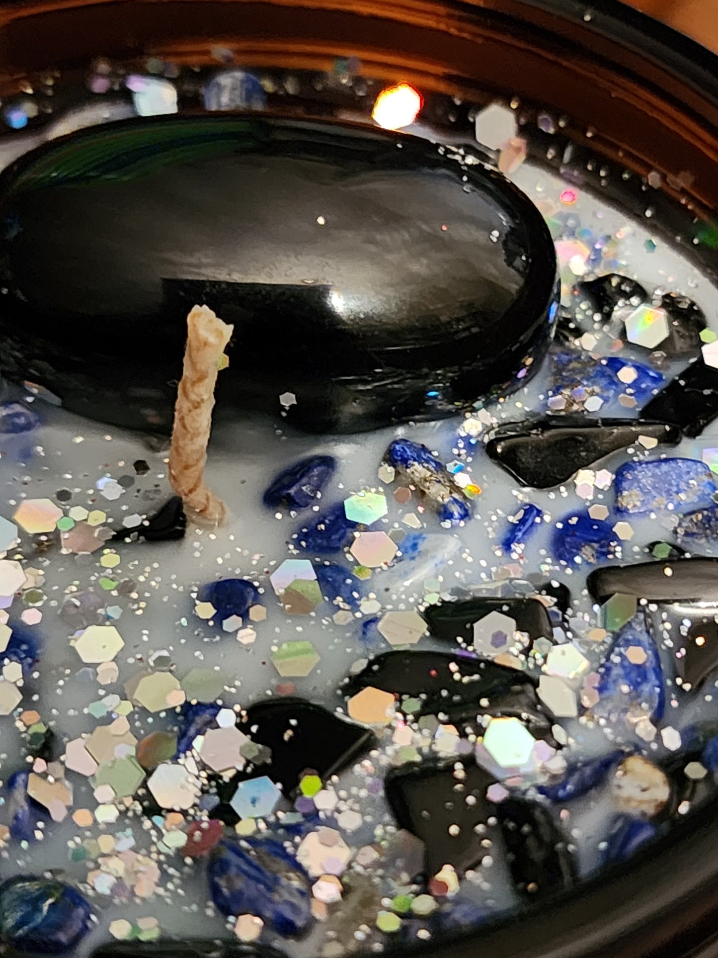 Isis Candle with Crystals